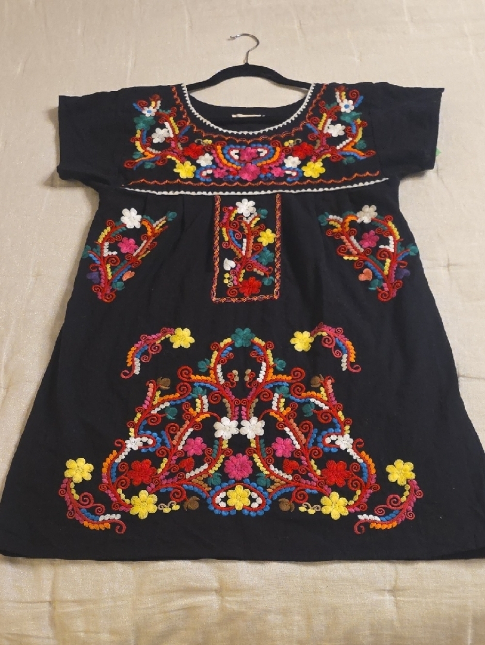 YZXDORWJ Embroidered Black Mini Dress with Multicolor Floral Detail S Overssized - Picture 6 of 15